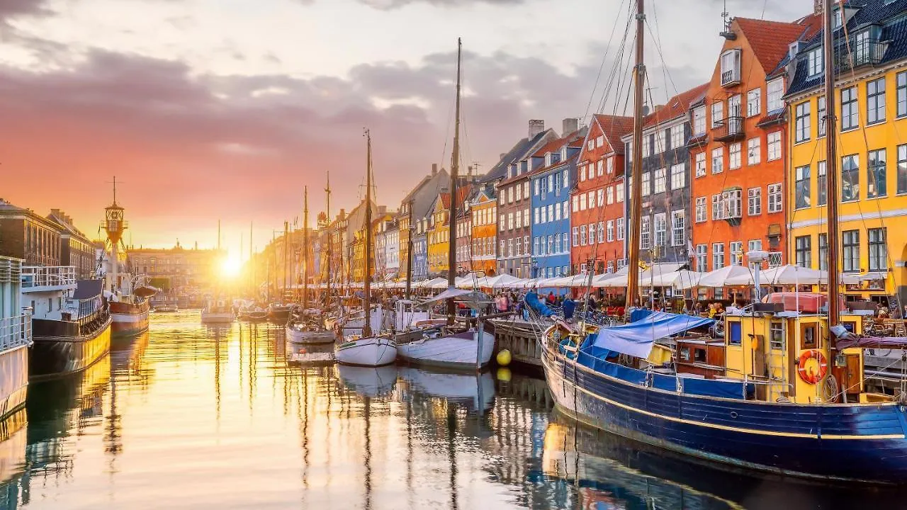 Stylish Apartment At Best Location In Cph By The Canals Copenhagen